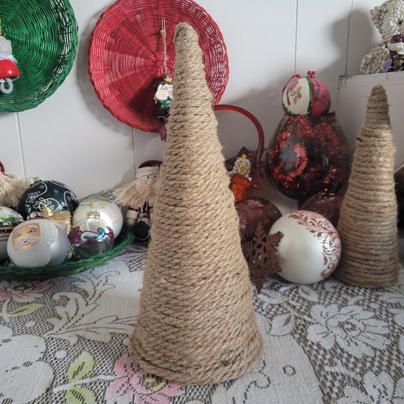 Christmas Tree Jute Twine Set of 2 - Picture 6 of 16